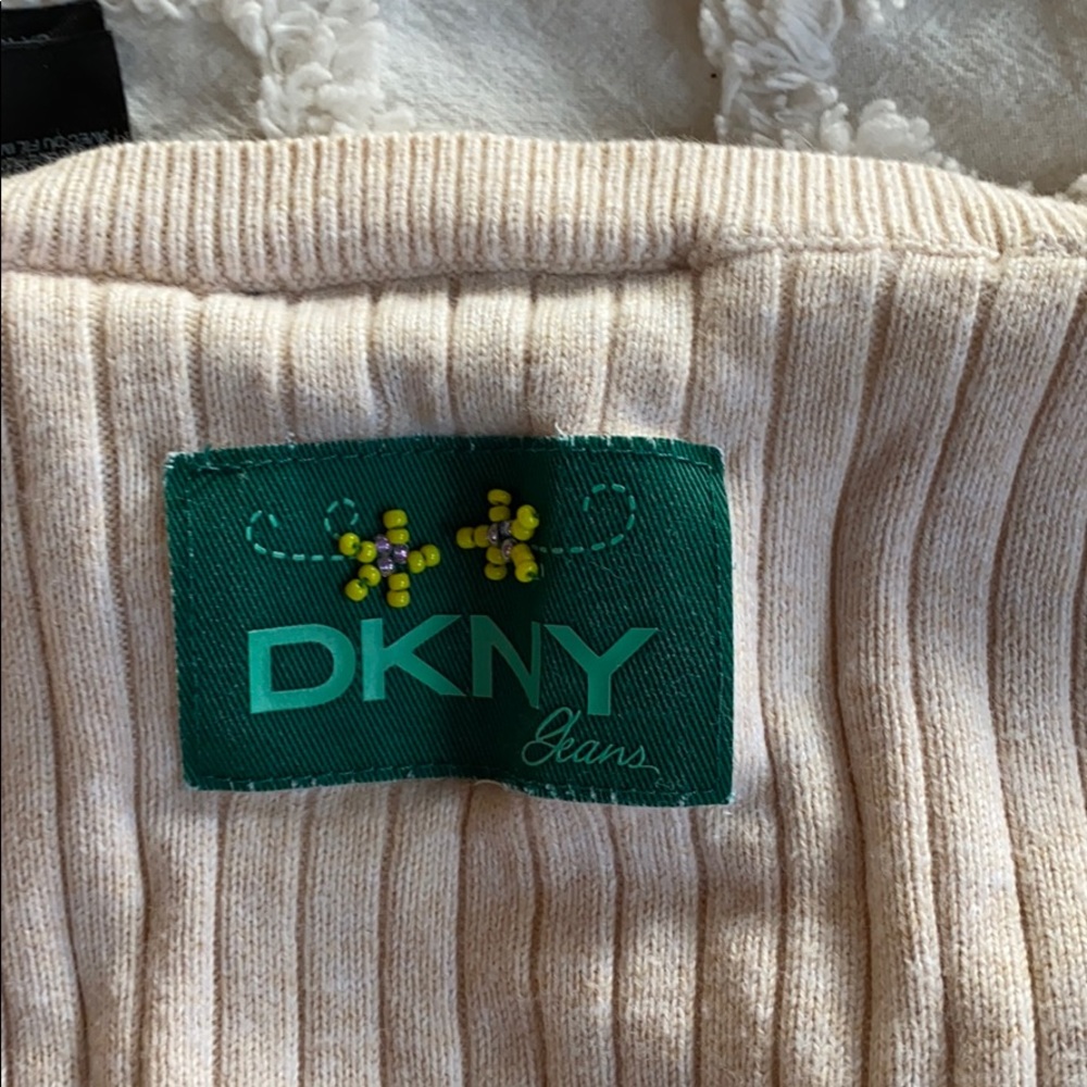 DKNY Sweater - Picture 6 of 6